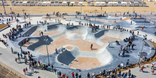 Le skatepark de Calais : le béton au service de la glisse !