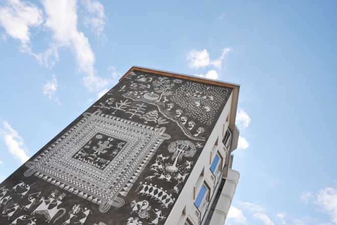 façade béton et street art à Lyon